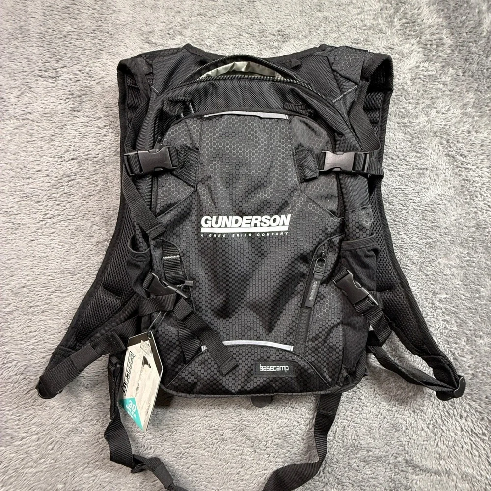 Base Camp Hydration Pack Black Backpack NWT Gunderson Logo Hiking Bag Outdoors
